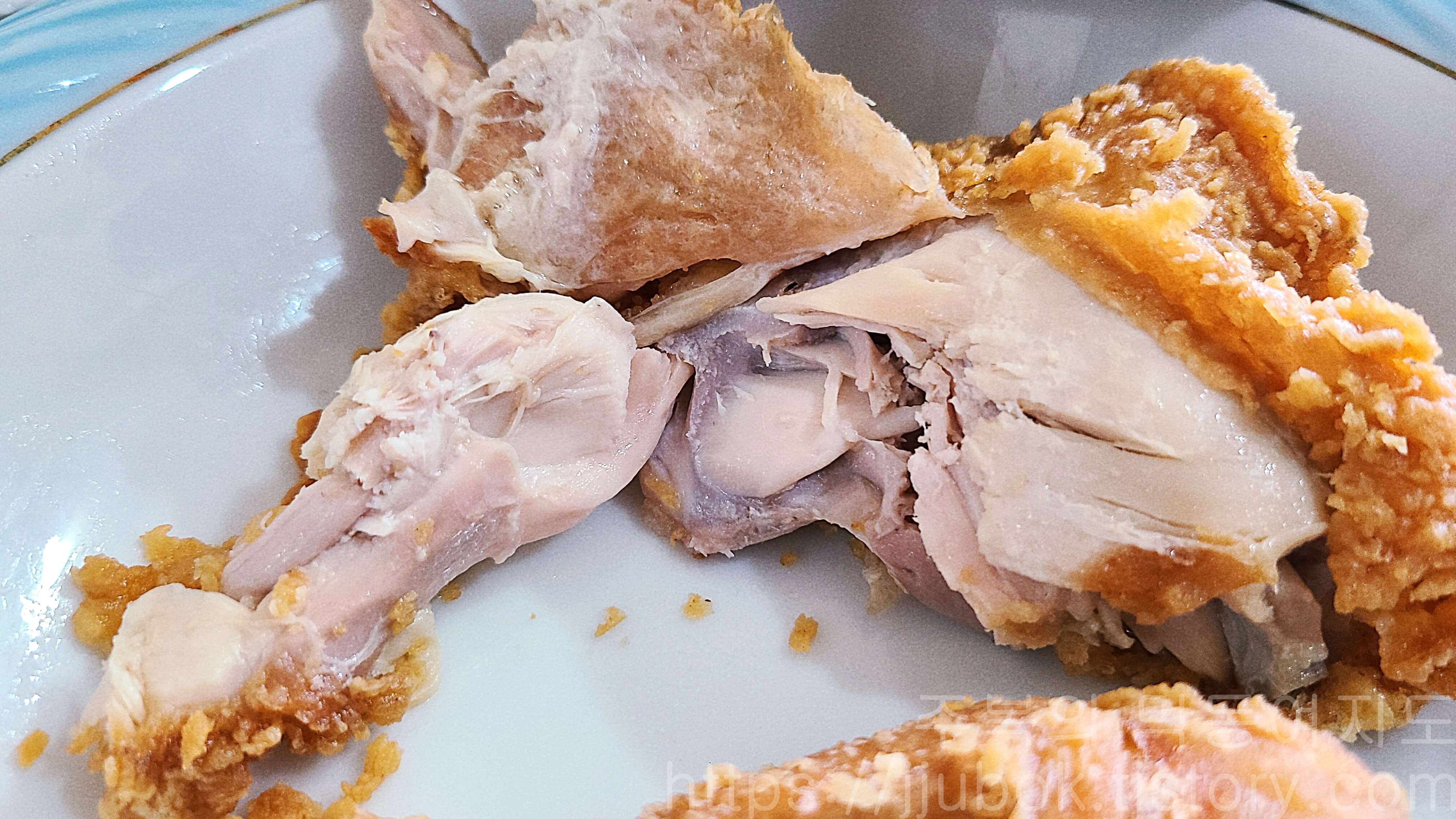 홈플러스-당당치킨-치킨-맛