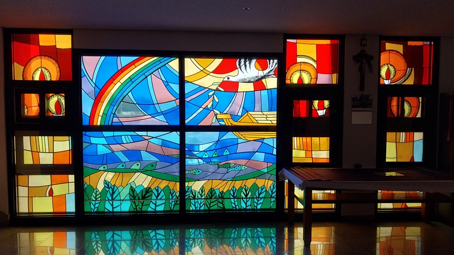 온양신전동성당 스테인드글라스