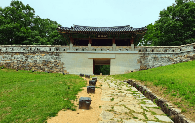 고모산성