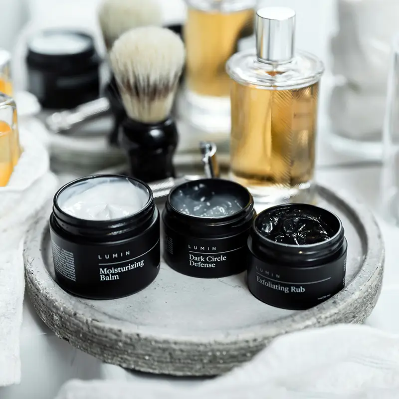 중년 여성 피부 미백 화장품, 진짜 효과 있는 건 이것!