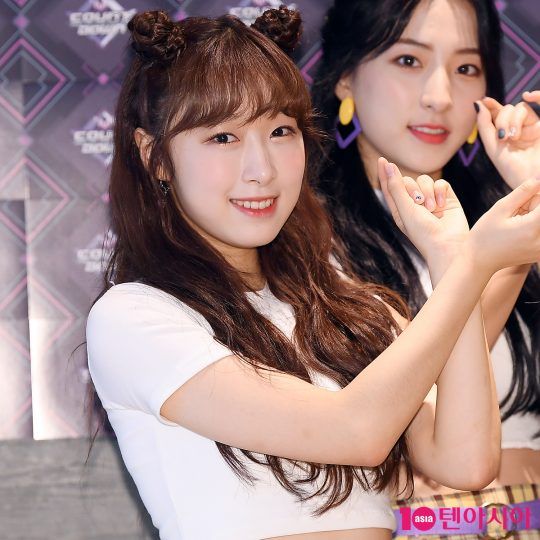 우주소녀 수빈 인스타그램 사진 몸매 얼굴 화보 움짤 트위터 고화질 우주소녀 수빈 인스타그램 사진 몸매 얼굴 화보 움짤 트위터 고화질