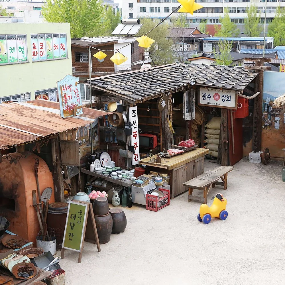 Retro Vibes at Jeonju Nanjang