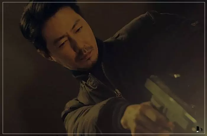 무빙-임무를-수행중인-김두식