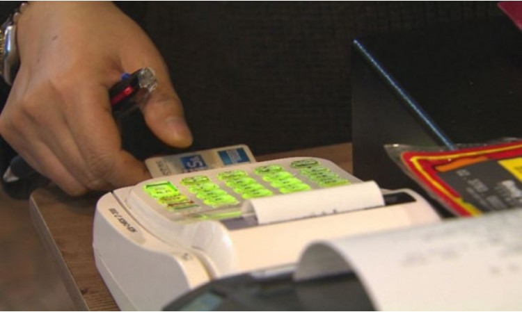 우리 카드 가맹점 우대 대출