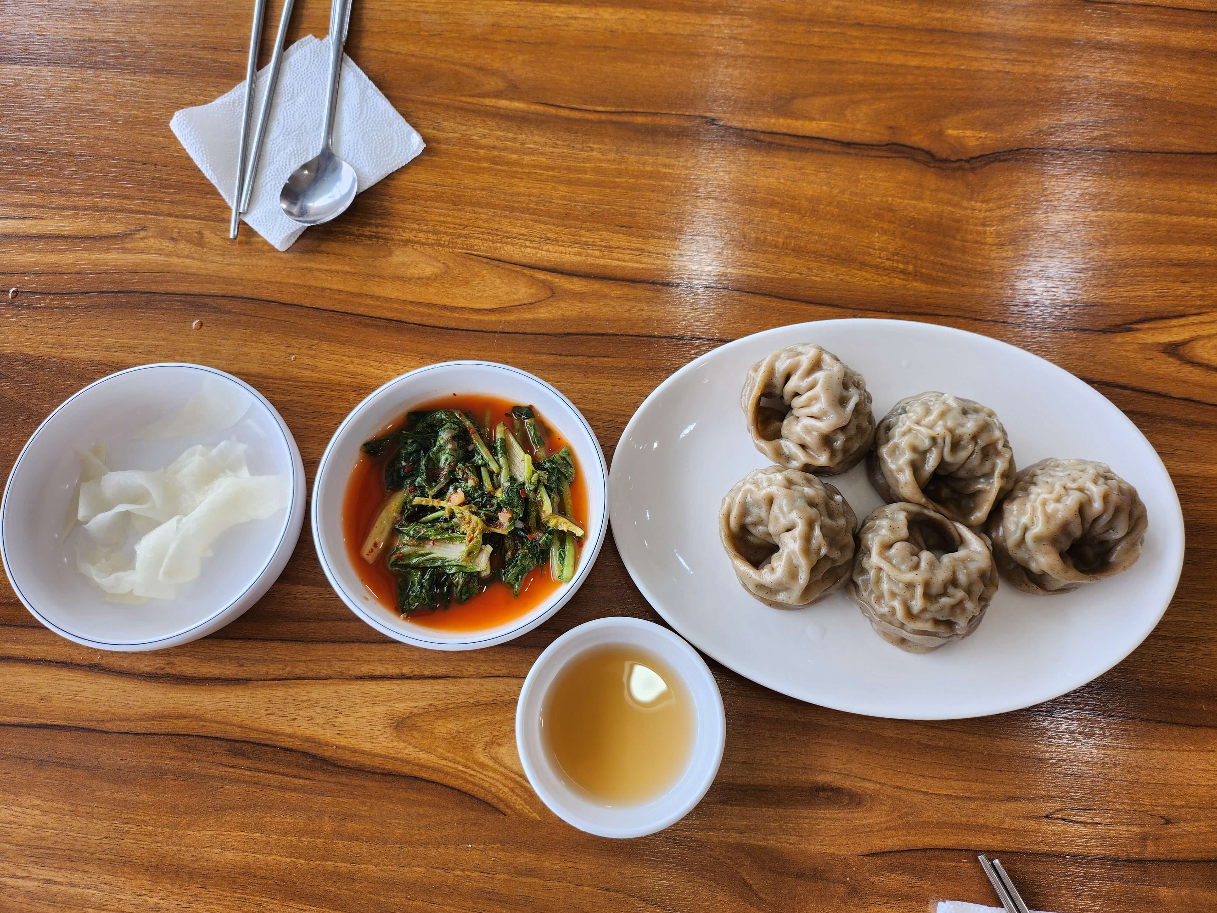 부여 백강막국수 만두와 반찬