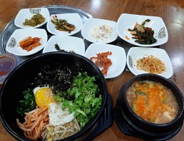 돌솥비빔밥