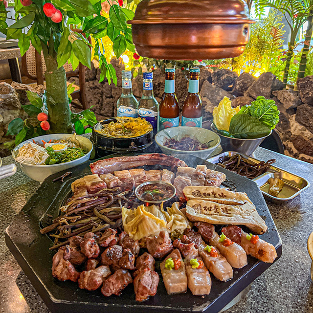 광주광역시 첨단 맛집 현지인 추천 광주여행 해이리 동서네낙지 제줏간 송고집 돌쇠네식육 어니스트식스티 라무진 무두 매운날 온천집