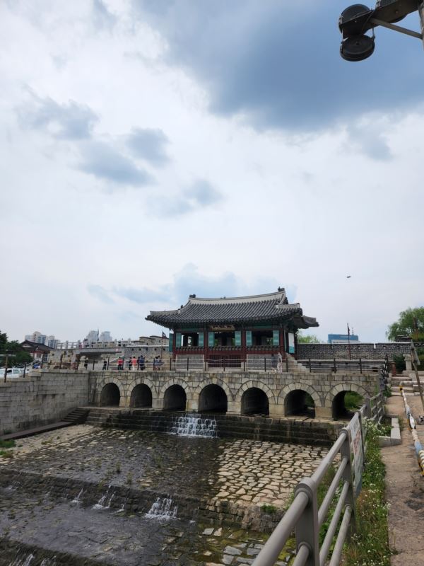화홍문과 수로