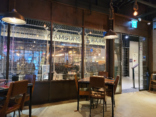 감성타코 합정점 내부 모습