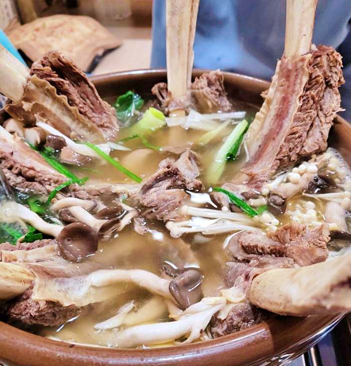생방송 오늘저녁 대전 계룡 황제 항아리 갈비탕 맛집