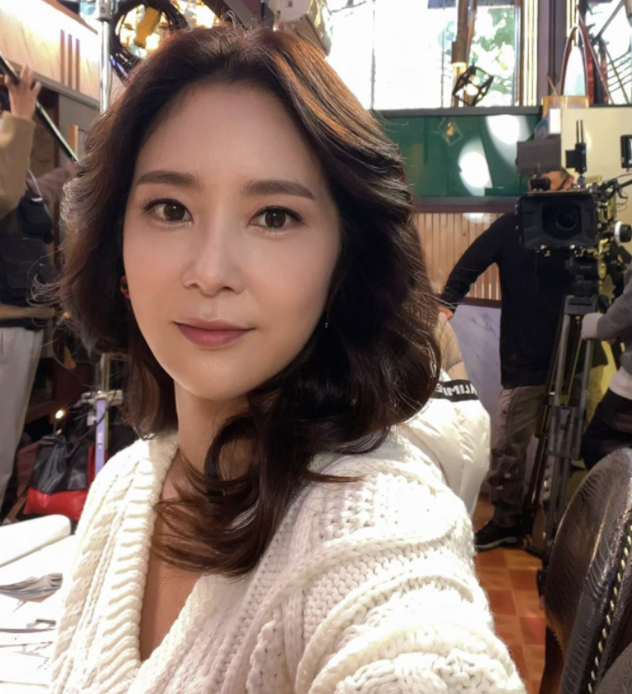 장가현10
