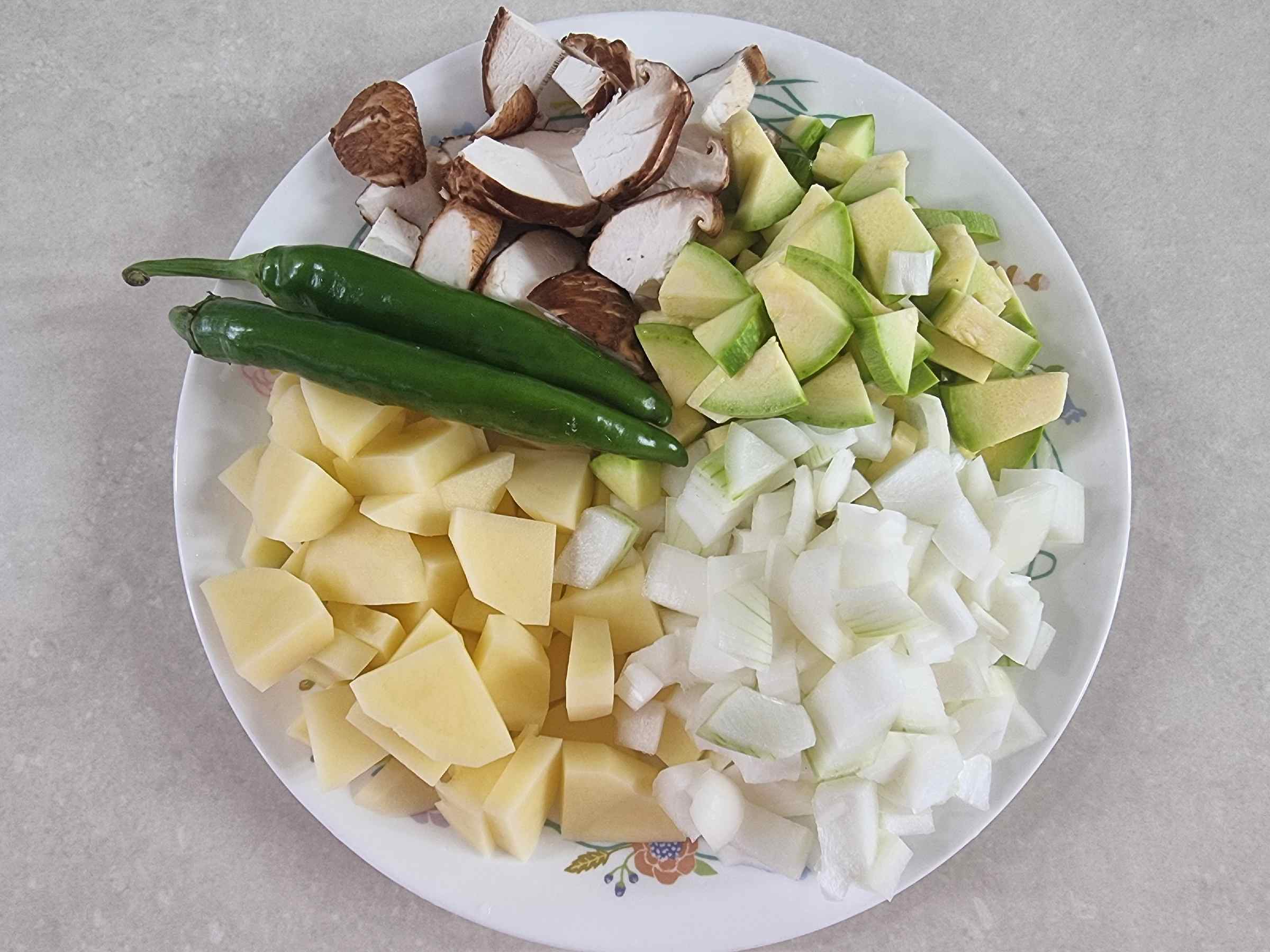 감자는 조금 더 두껍게 자르기