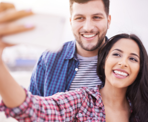 핸드폰 꿈 방전되는 꿈 깨지는 꿈 물에 빠지는 꿈