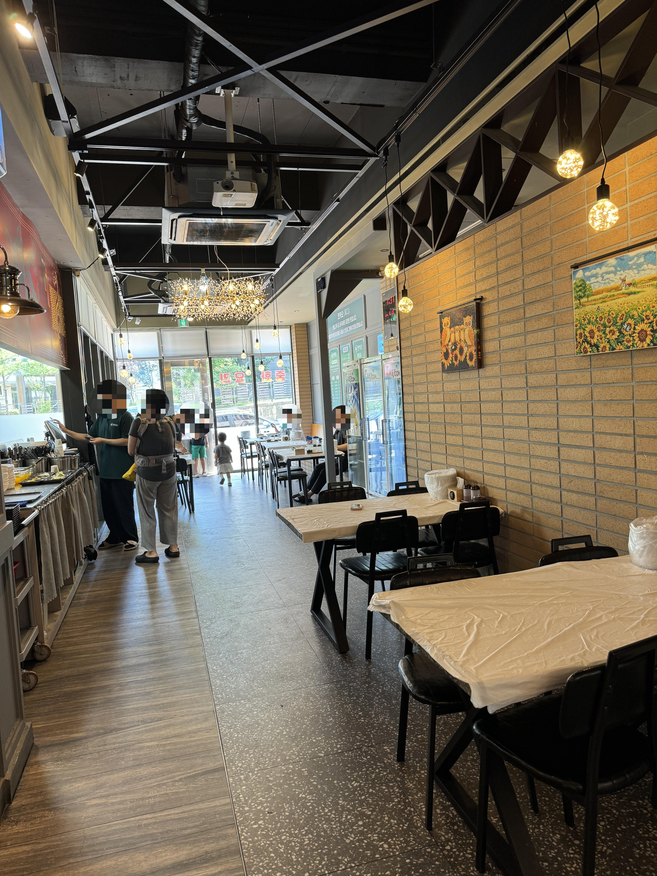 속초-만카오-내부홀