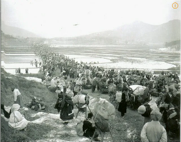 1.4후퇴 피난민 행렬