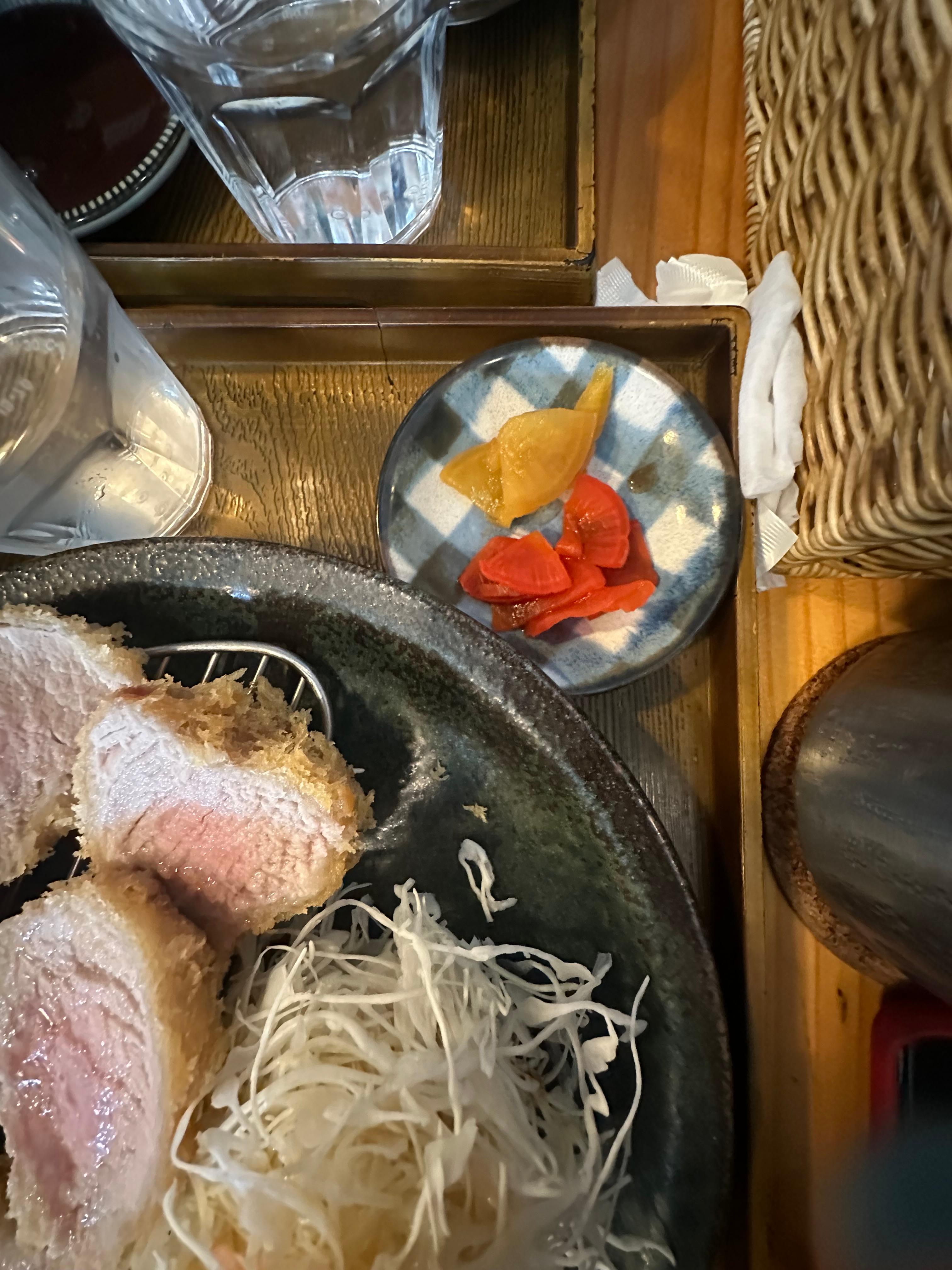 Seoul Yongsan Samgakji Tonkatsu Restaurant Recommendation: Donkatsu Palwol (Tenderloin Tonkatsu, Loin Tonkatsu, fried at low temperature, Shrimp Katsu, ultimate tenderness, artistic cabbage salad, truly the real deal in Yongsan, Japanese owner, incredibly kind, but expect a wait if you&rsquo;re even a little late)