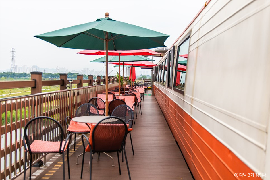 비비정예술열차