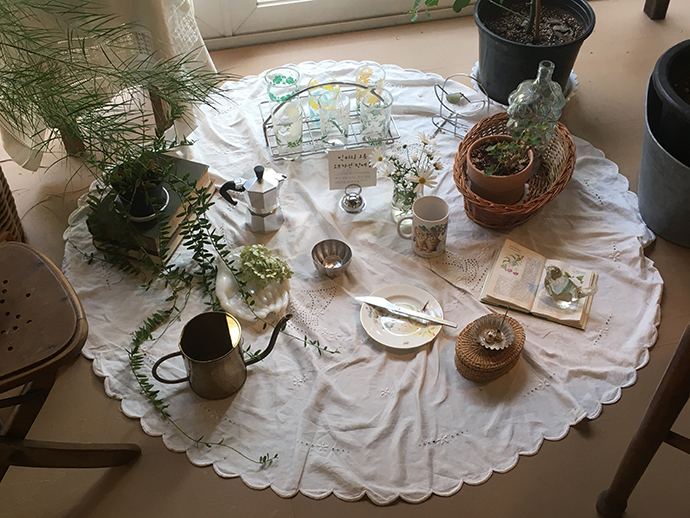 소장식물전-거실-굿즈