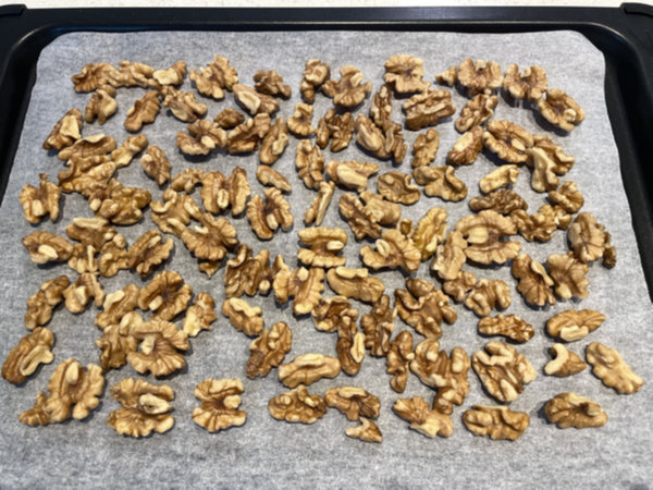 호두 전처리 하는 방법 - 오븐에 굽기