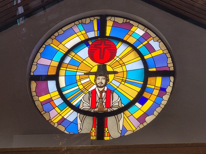 울산 월평성당 주보성인 성 김대건 안드레아 사제 유리화 사진