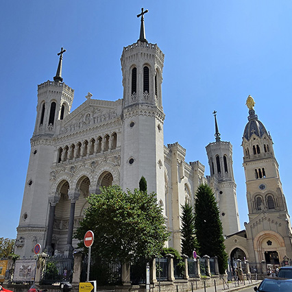 리옹 푸비에르 노트르담 성당