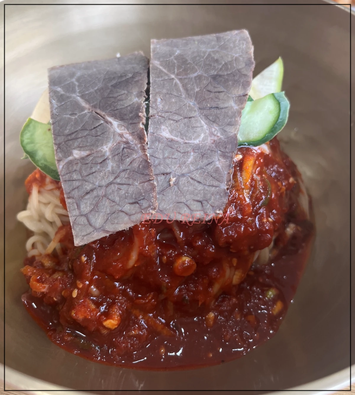 장수관-일산-비빔냉면-고기-고명