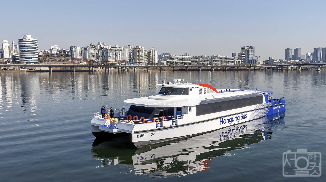 Seoul Han River Bus - Modern water transportation connecting Magok to Jamsil districts