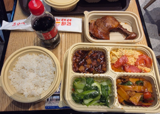 [3월 중국] TCT Asia 2026 상하이 NECC 전시장 내부 식당 &amp; 카페 이용 후기