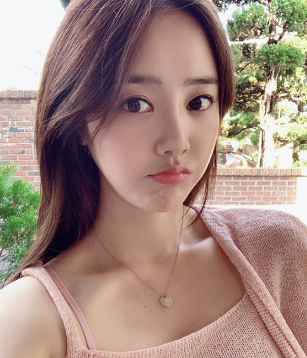 신고은 셀카 미모