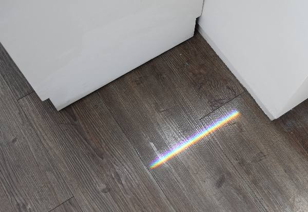 왈종미술관 내부 무지개