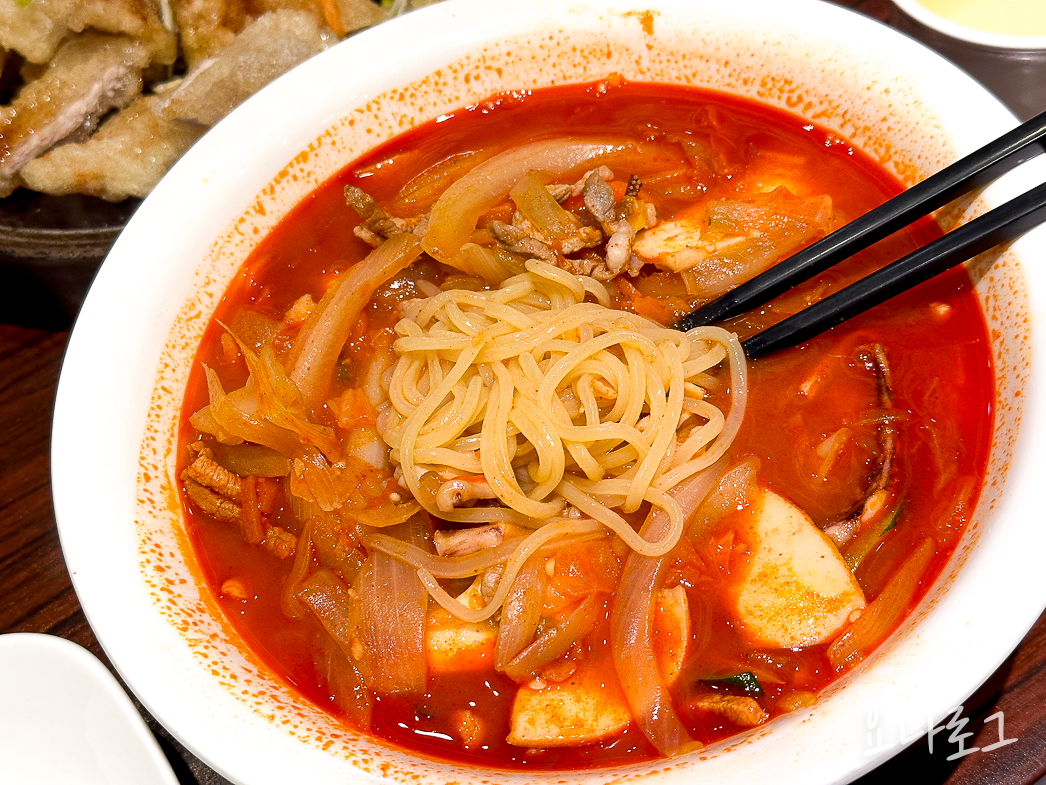 신승반점 판교맛집 판교 판교중국집 판교외식 판교신승반점 판교중국집추천 판교짜장면 판교짬뽕 판교현백 판교현대백화점 판교현대백화점맛집 판교현백식품관 판교현백식품관맛집 판교탕수육 찹쌀탕수육