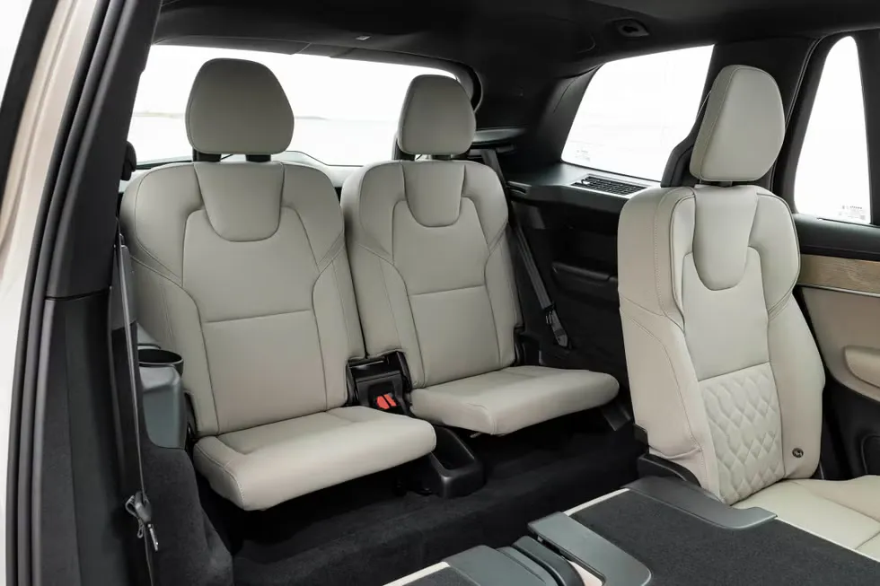 볼보 XC90 이미지
