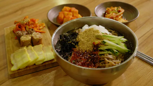 생생정보 우와한 식당 족발 삼총사 음식점 위치