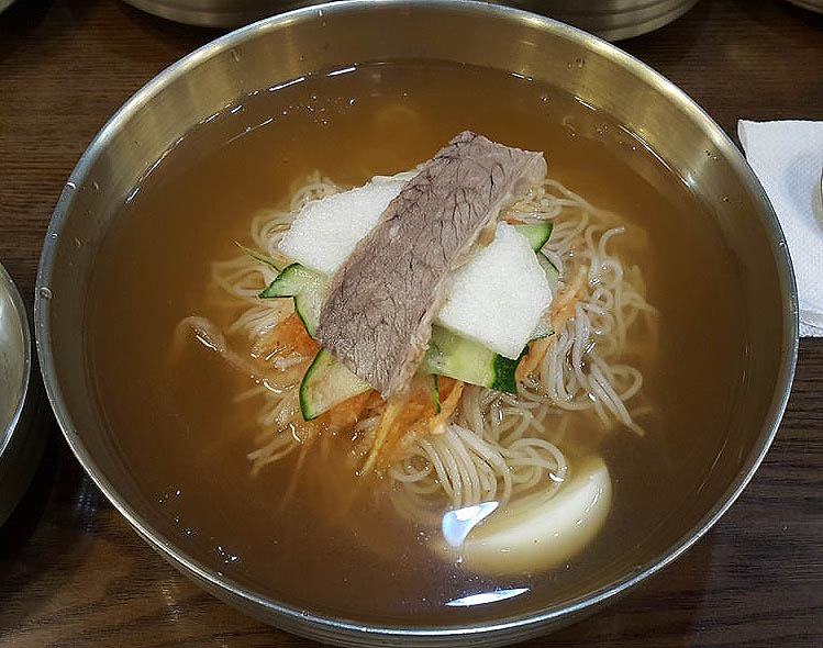 종로 행촌동 평양맛 '능라밥상 광화문'