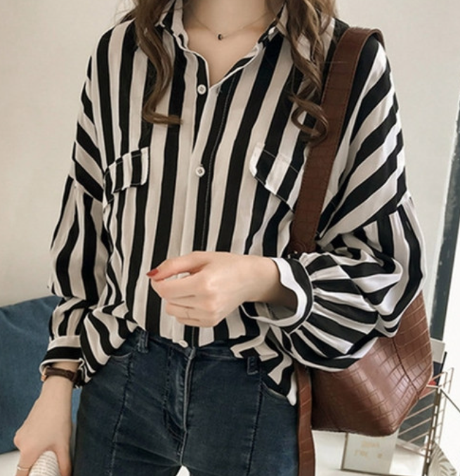 세로 스트라이프를 활용한 코디법