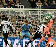 챔피언스리그 1차전 결과 : 바르셀로나 승리