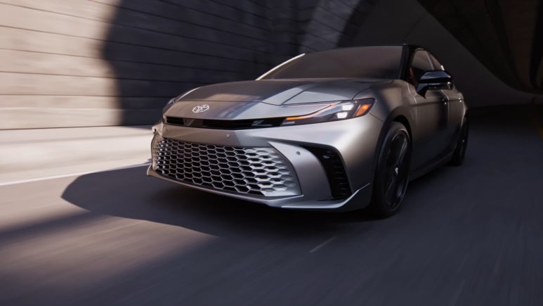 토요타 캠리 하이브리드 9세대 풀체인지 가격 연비 디자인 성능 제원