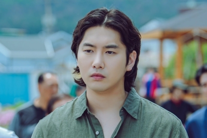 드라마 '모래에도 꽃이 핀다' 등장인물 곽진수를 연기하는 배우 이재준