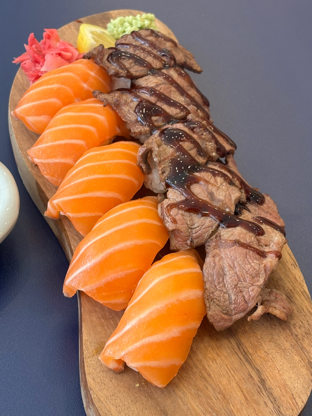 연어+소고기 초밥