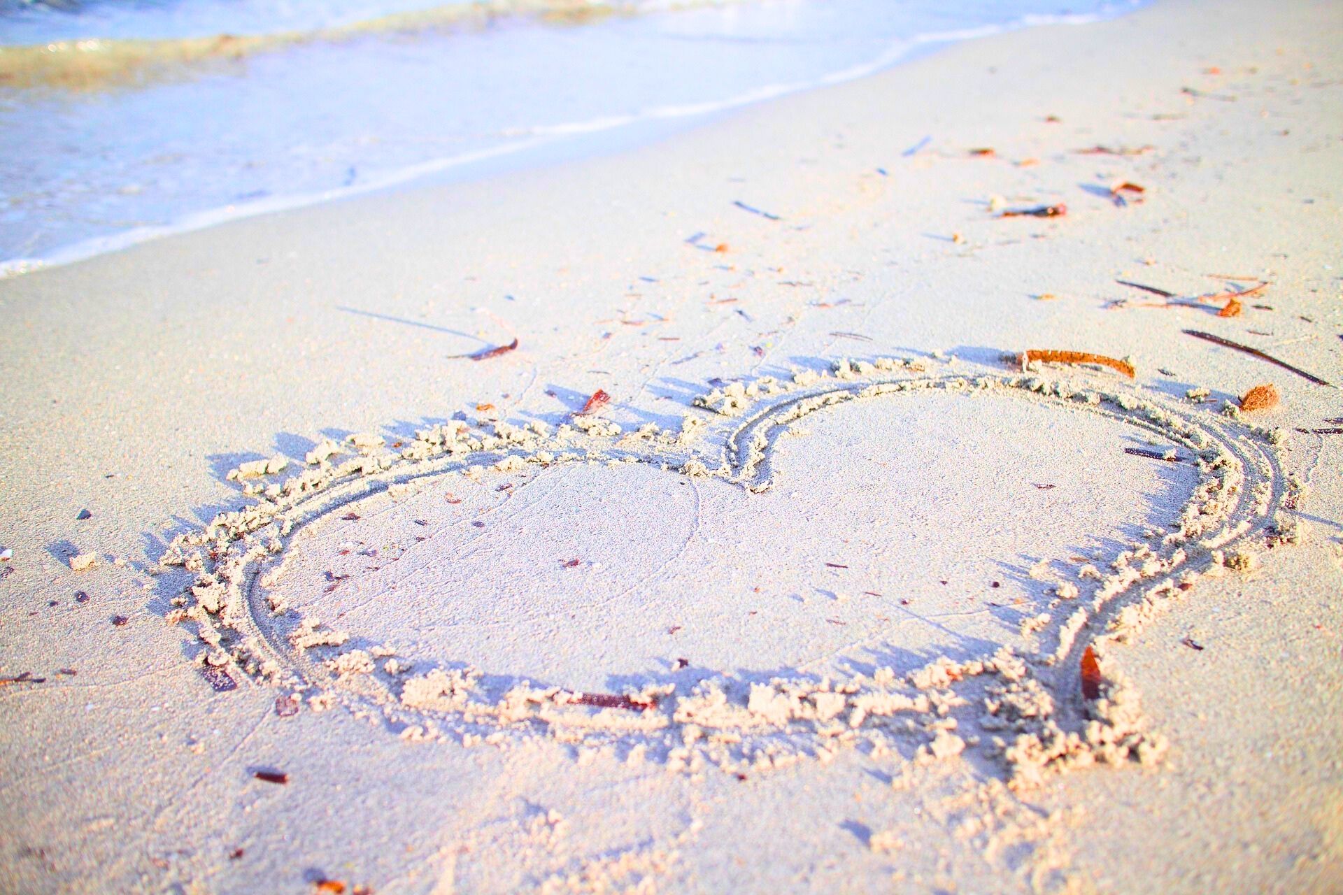 모래에 새긴 하트