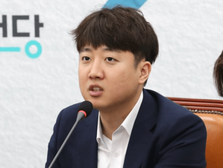 이준석-프로필-경력사항-대선-학력-페이스북