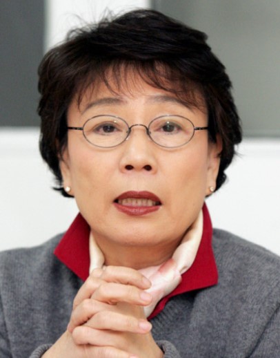 유시춘 프로필 나이 고향 학력 경력 동생 평가
