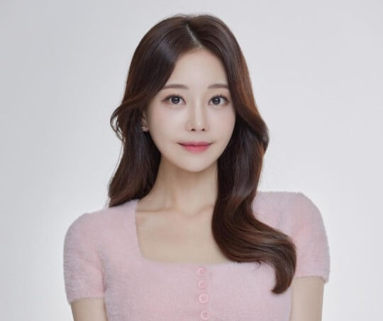 아옳이 김민영