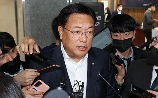 정진석 국회의원 프로필 나이 고향 재산 키 지역구