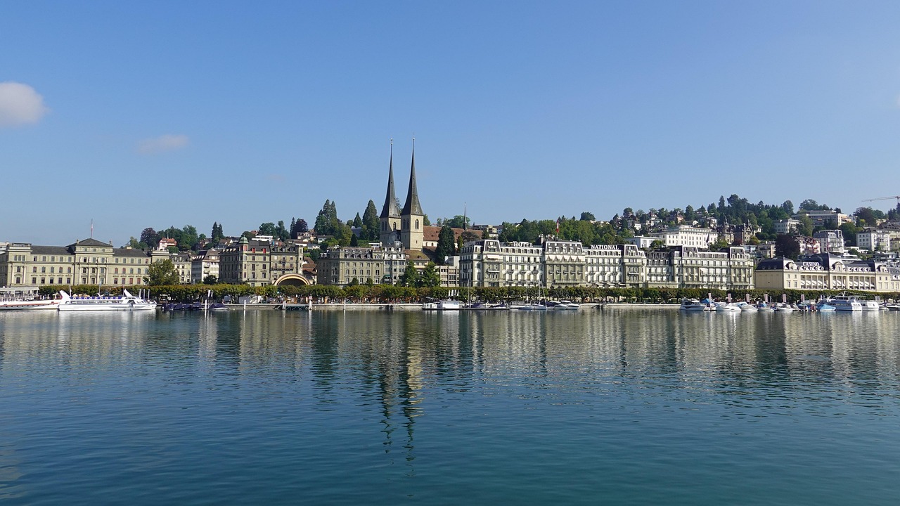 여행시, 국내 vs 해외 촬영지 관련 이미지