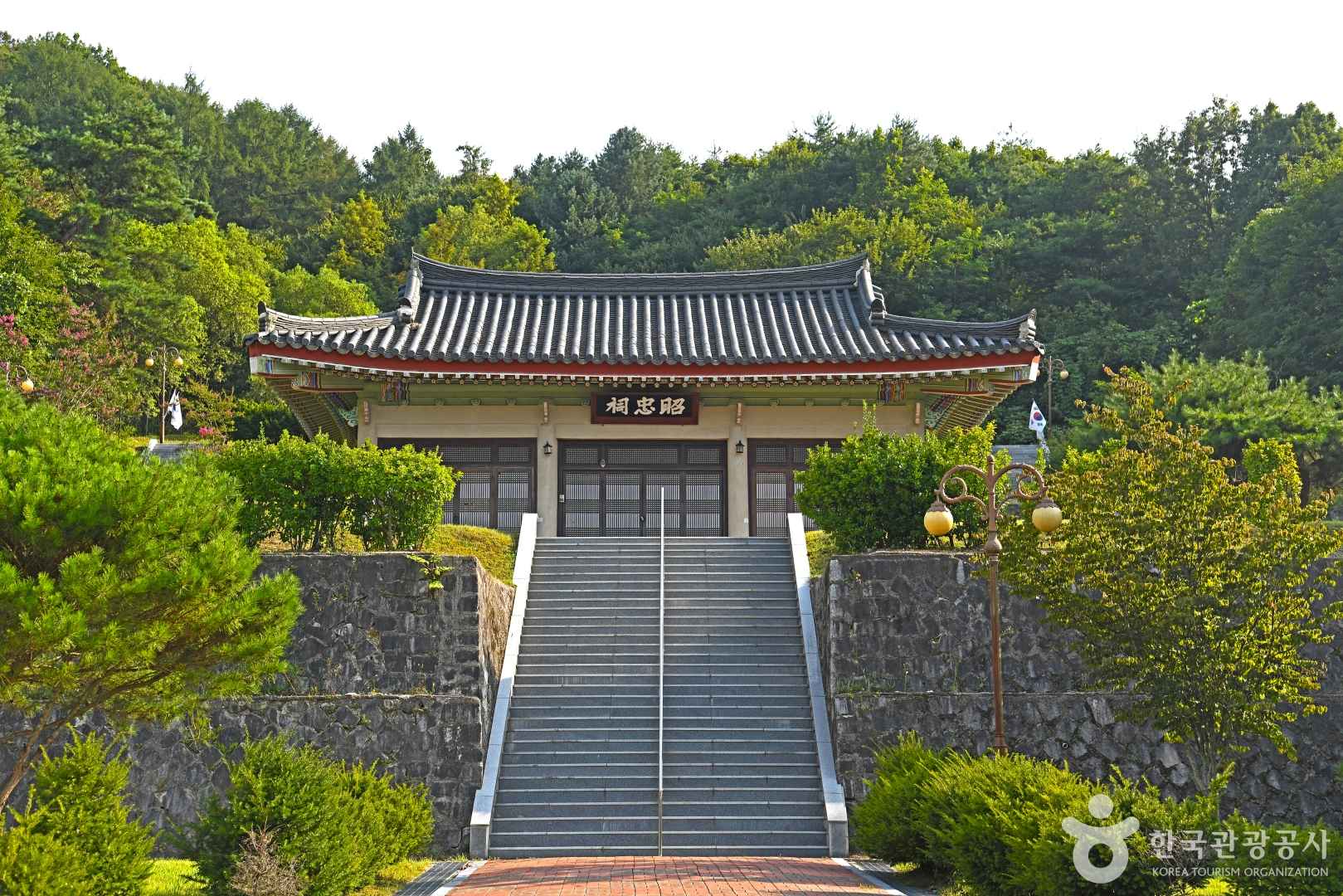 소충사