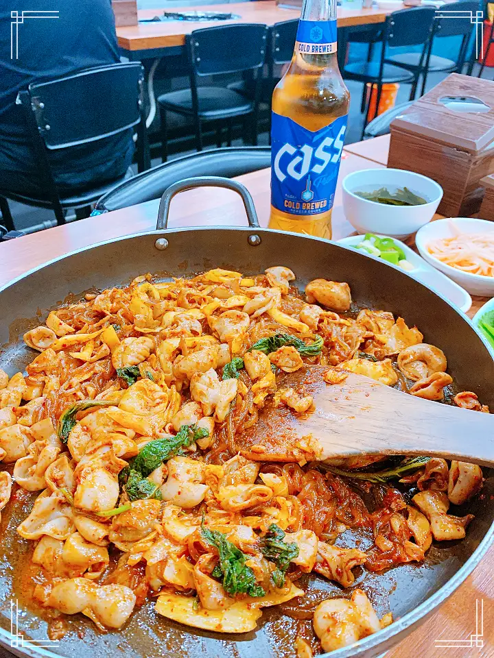 마이크를 잡아라 부천 역곡상상시장 낙지 야채곱창볶음 한방 영양죽 삼계탕 참기름 고춧가루 맛집 전국 택배 주문 가볼만한 곳 추천