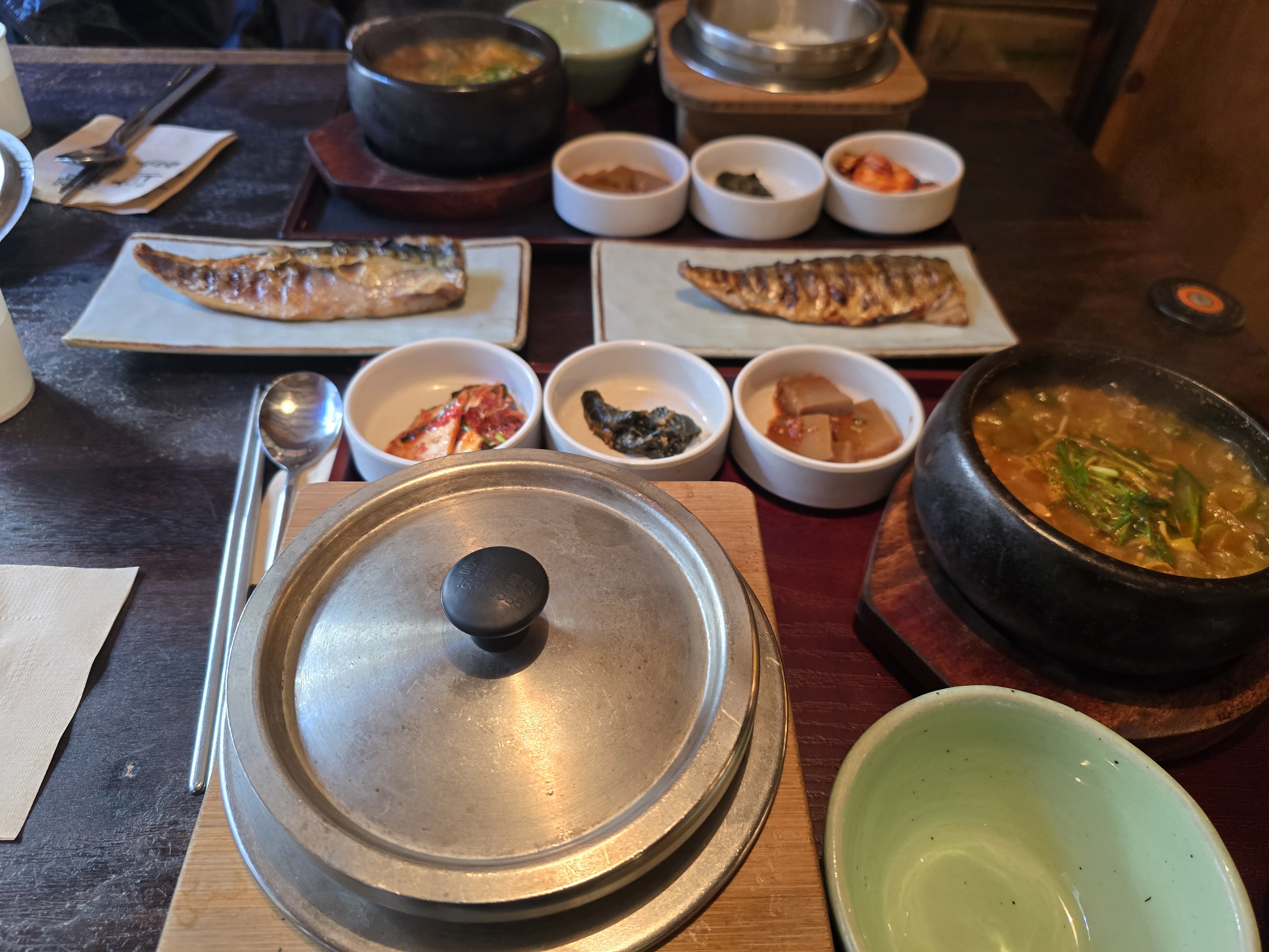 점심 고등어솥밥정식