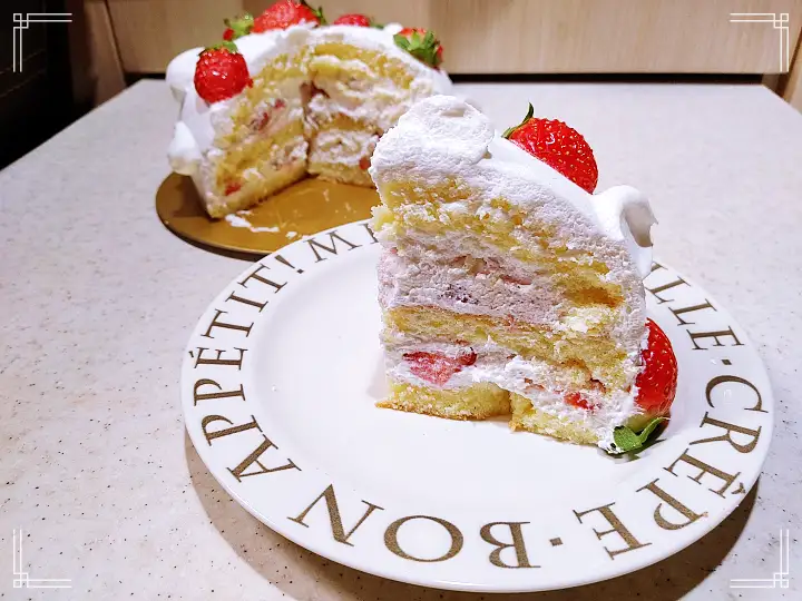 놀라운토요일 놀토 생딸기 케이크 디저트 간식 영등포 전통시장 대식가 김태우 테이 추천 맛집