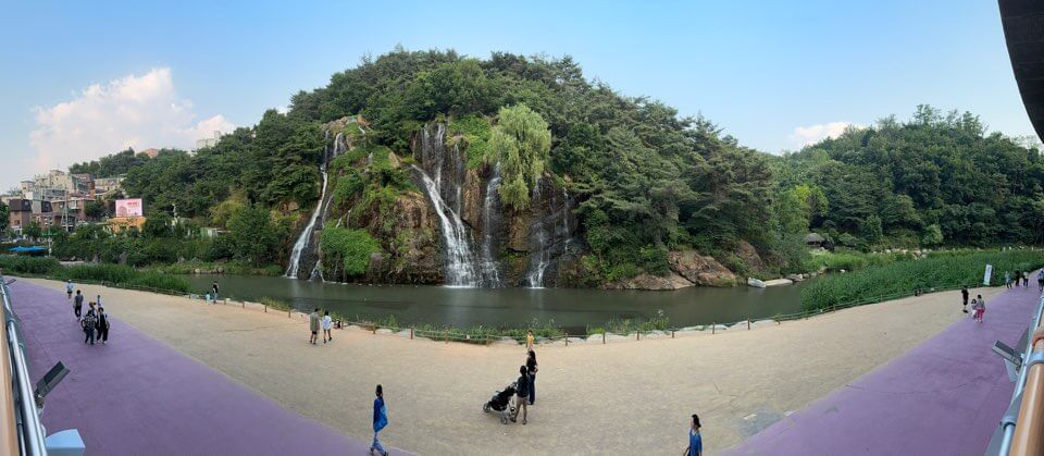 서울형 수변감성도시 1호 사업 홍제폭포